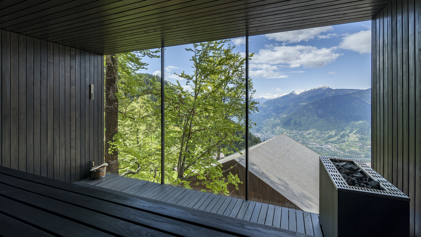 Mit Finncoatings Sauna-Wachs können Sie Ihrer Sauna ein neues Design verleihen.
